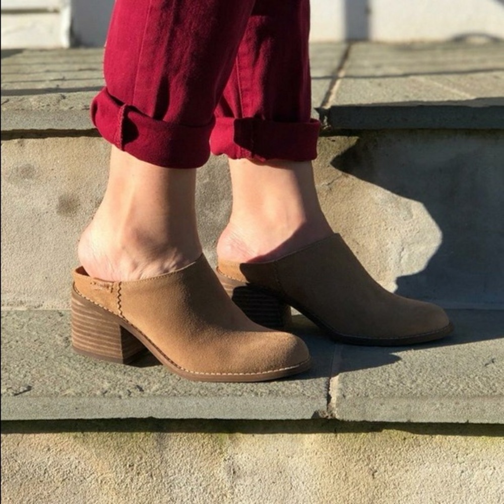 TOMS Leila Suede Mules